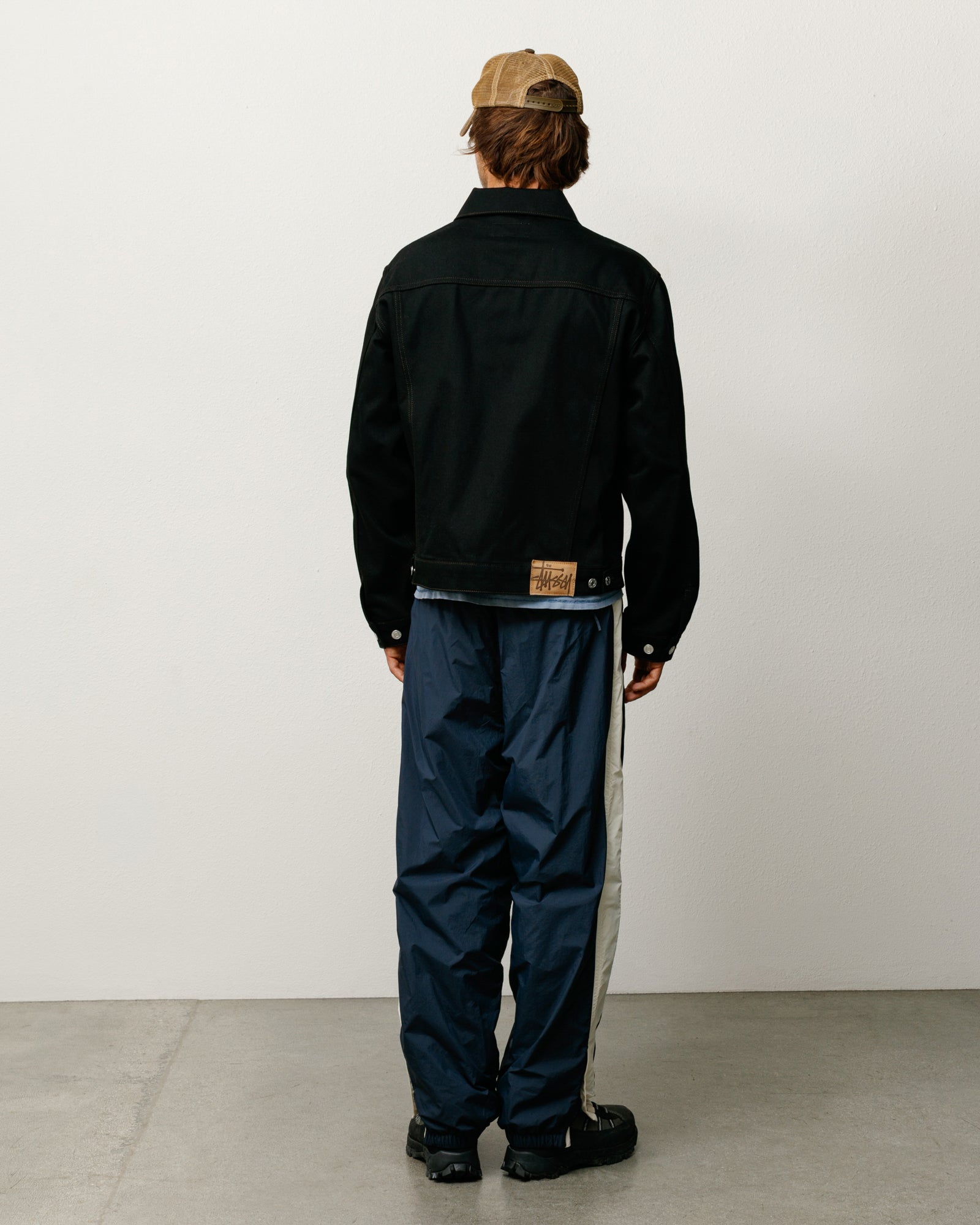 DENIM TRUCKER JACKET - Image 3