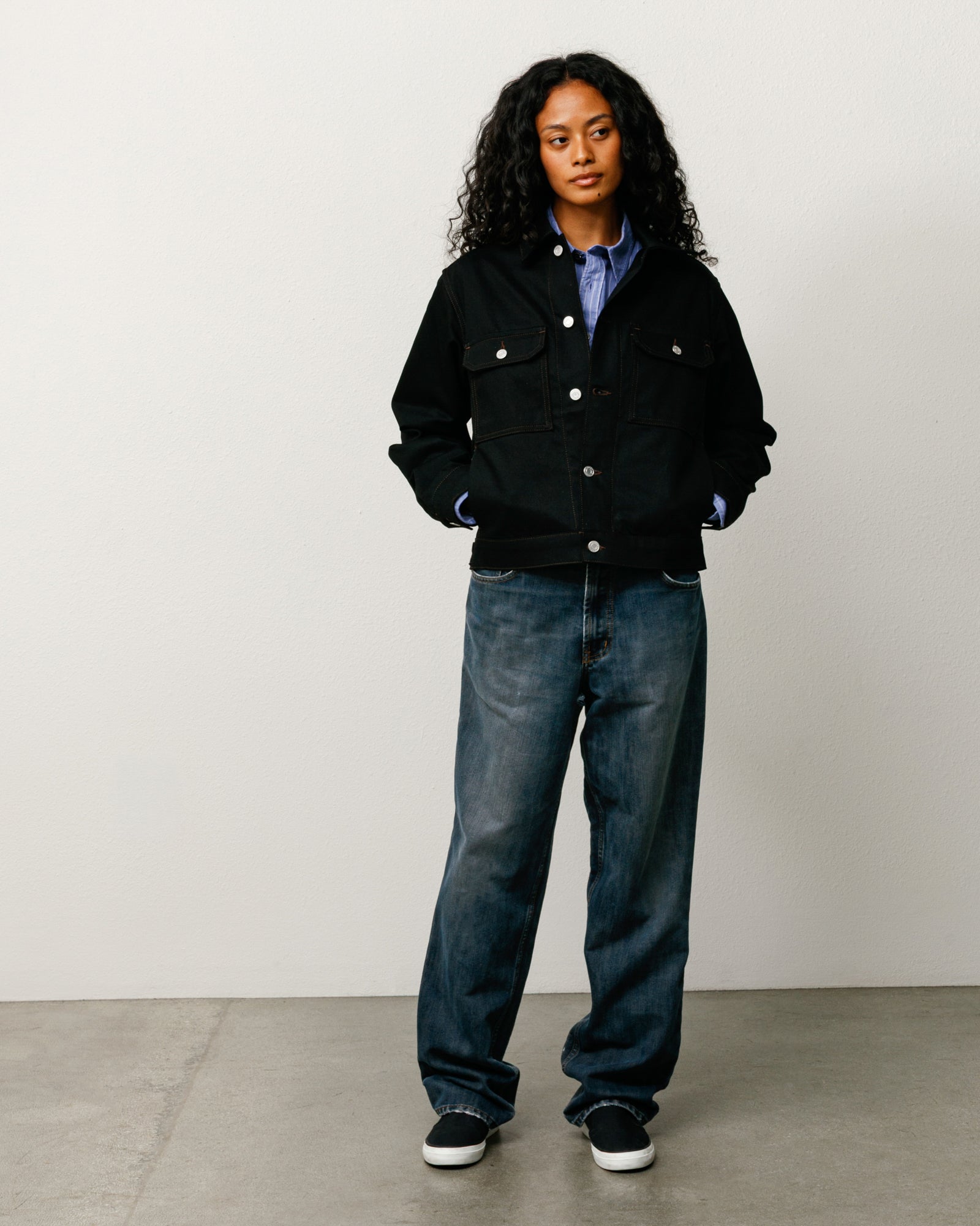 DENIM TRUCKER JACKET - Image 4