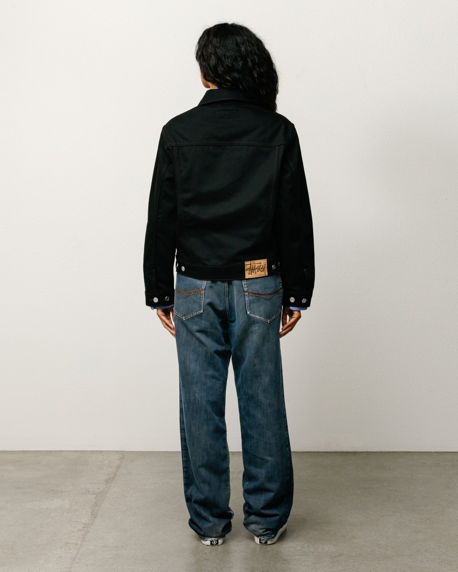 DENIM TRUCKER JACKET - Image 6