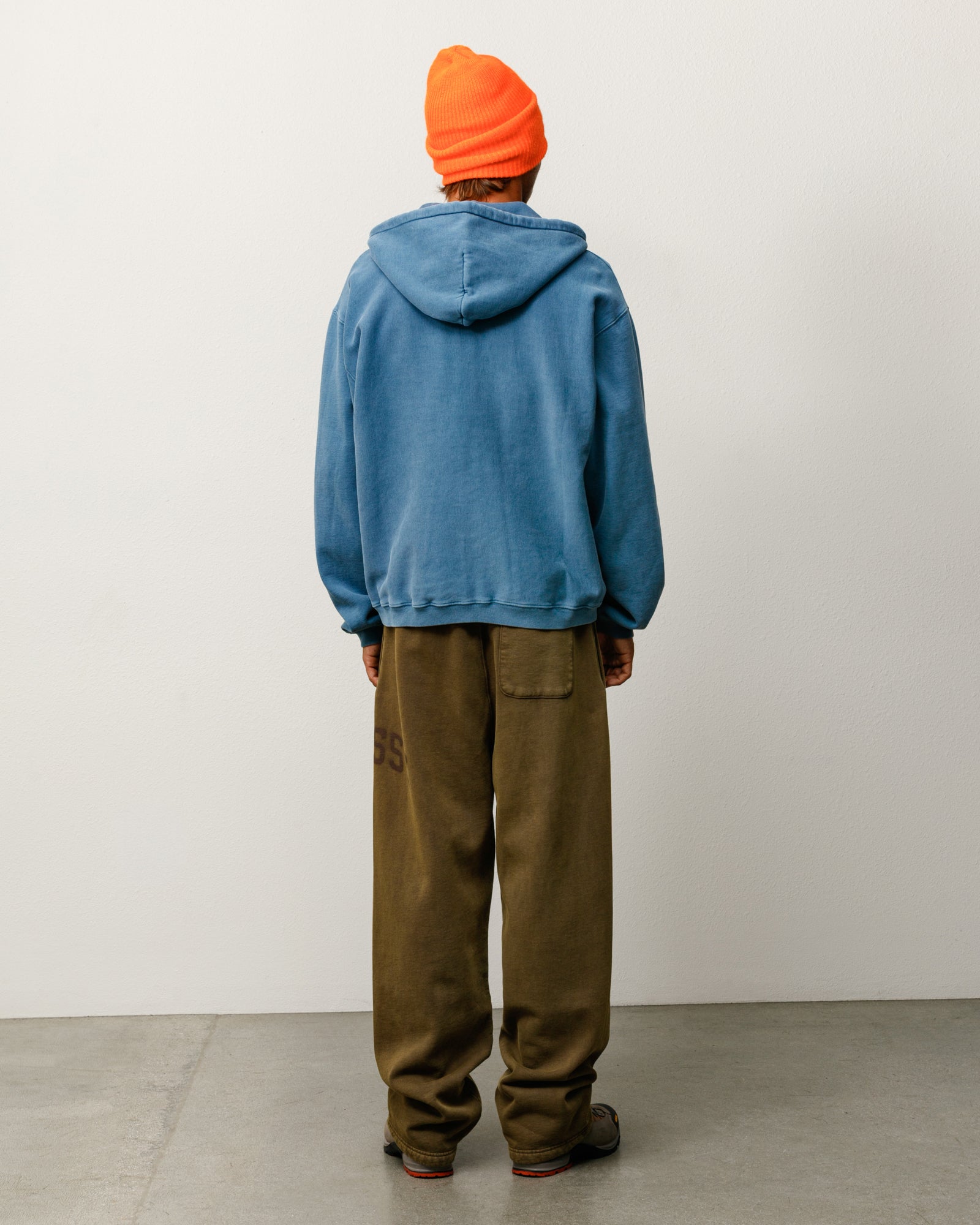 FADED GRAPHIC FLEECE PANT - Image 2